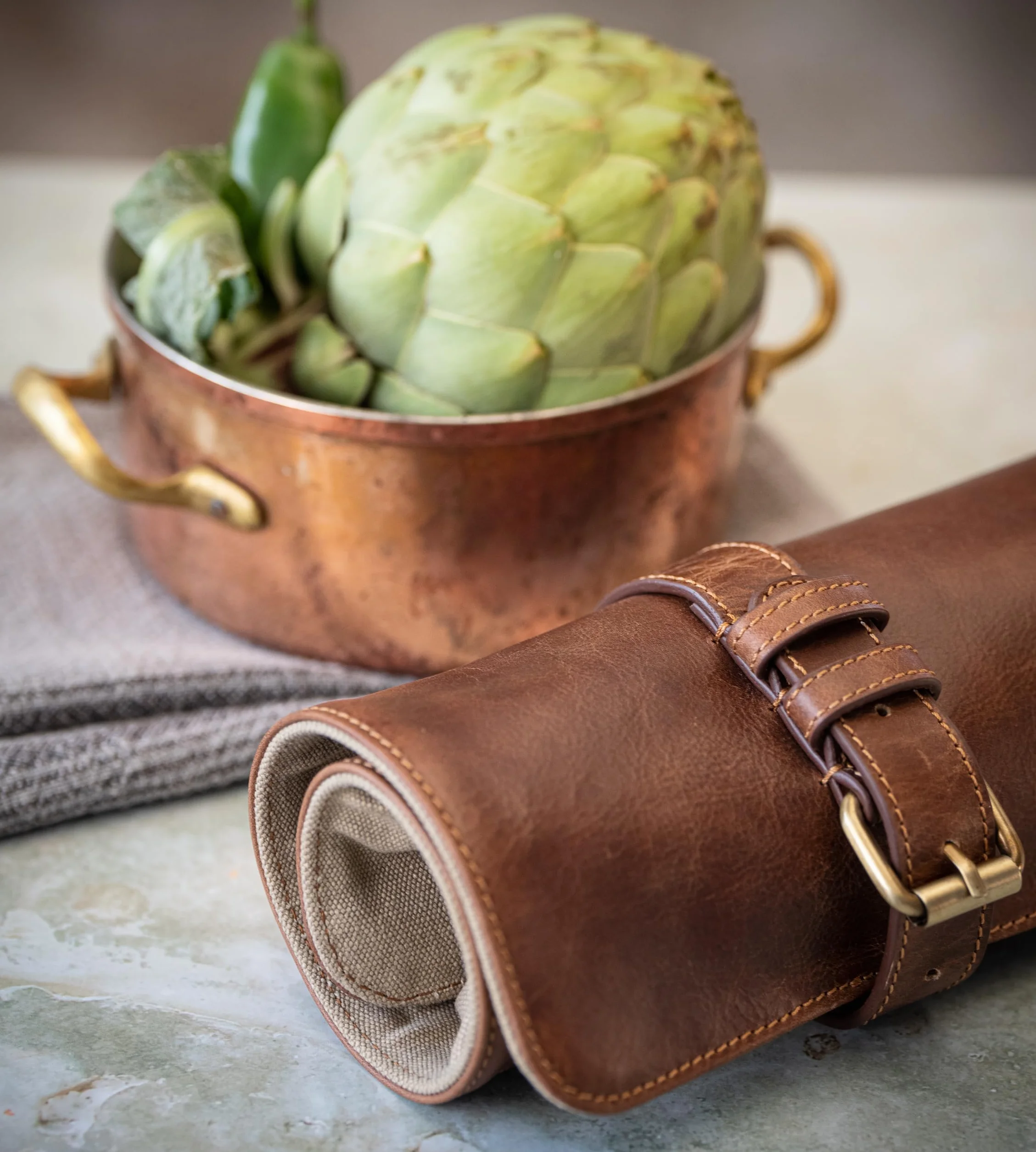 Angus Stoke Bolsa de Cuero para Cuchillos de Chef | Gran Rollo para Cocina Con Bolsillo Adicional y Cremallera | Sören, Caoba, Duży