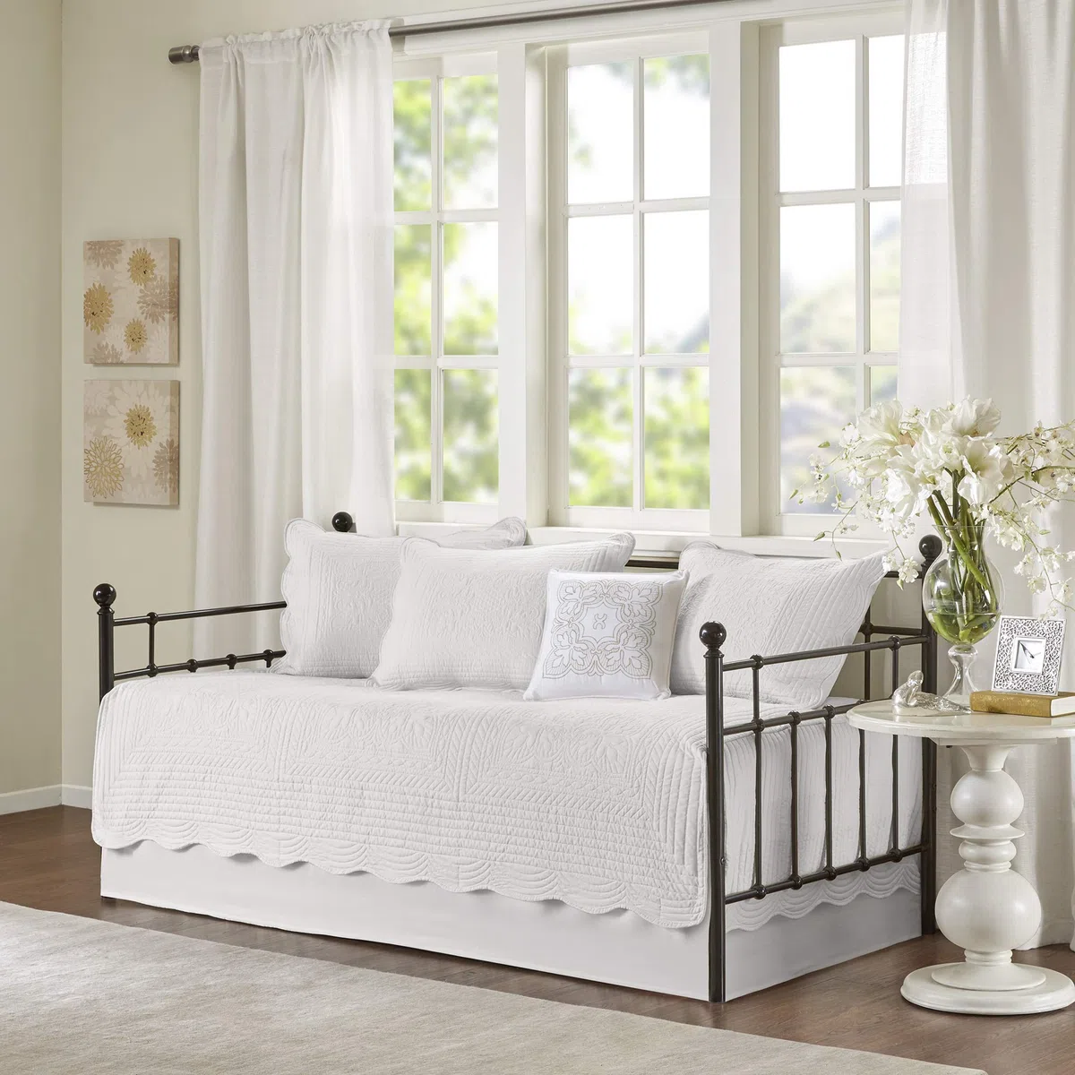 Madison Park Daybed Cover Set Damask Quilted Cover for Daybeds, All Season, Pre-washed Cotton-Filled Coastal Bedding with Scallop Edge, Shams, Bedskirt, Décor Pillows, Tuscany, White, 39"x75", 6 Piece