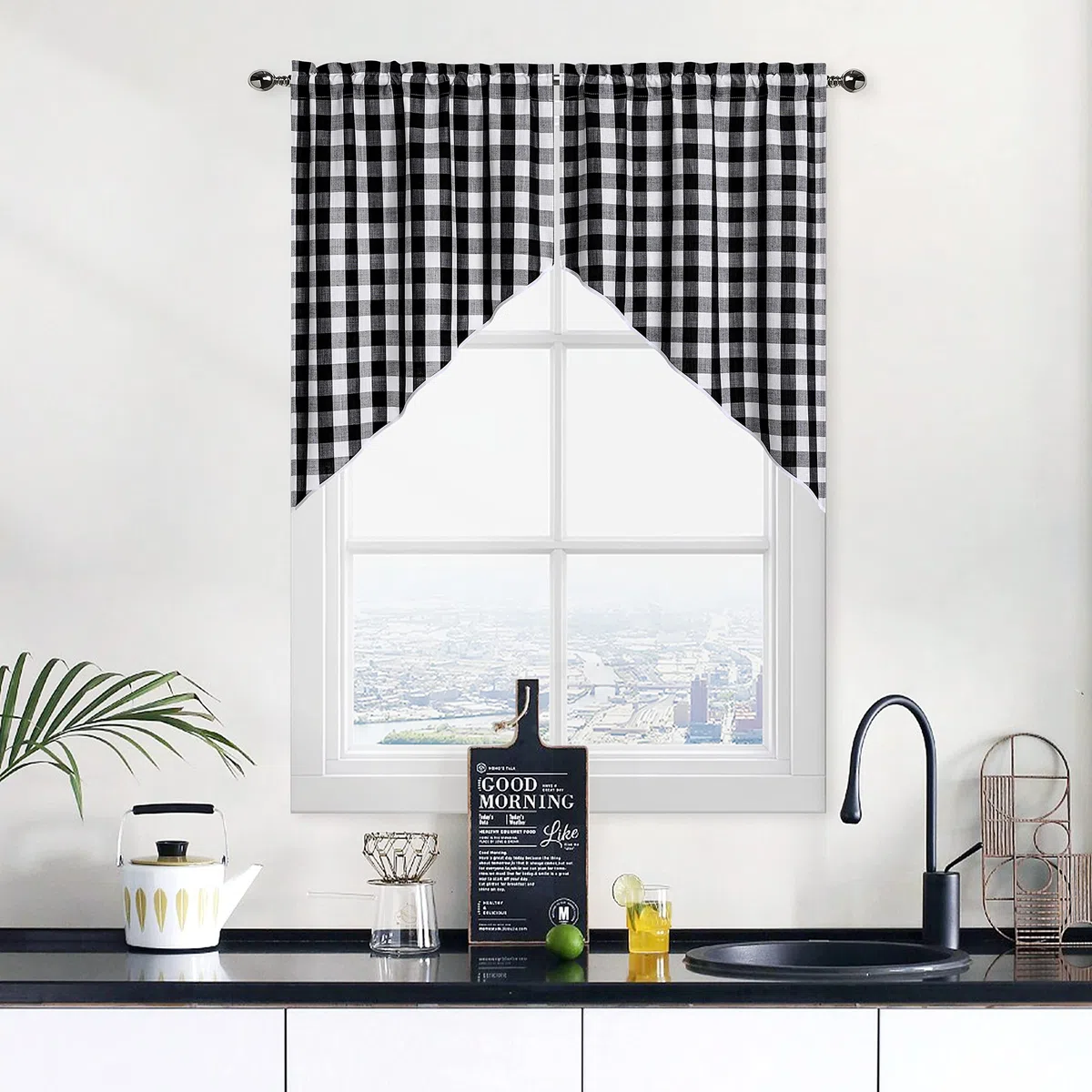 Cortinas de cocina con cenefa a cuadros en blanco y negro de 36 pulgadas de largo, cortinas de cafetería a cuadros escoceses para cocina y baño, 28 x 36 pulgadas, negro/blanco, juego de 2