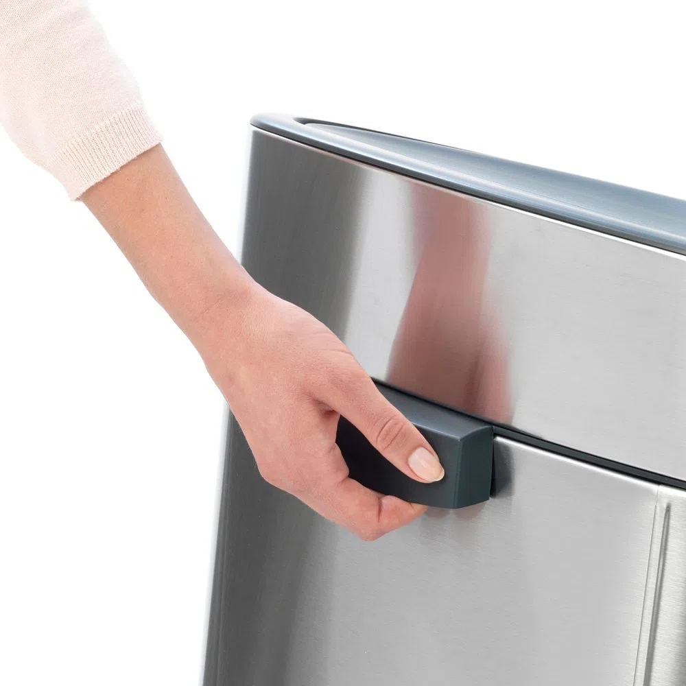 Brabantia Touch Bin Cubo de Basura, Stainless Steel, Platinum y Tapa Acero Mate, 40L