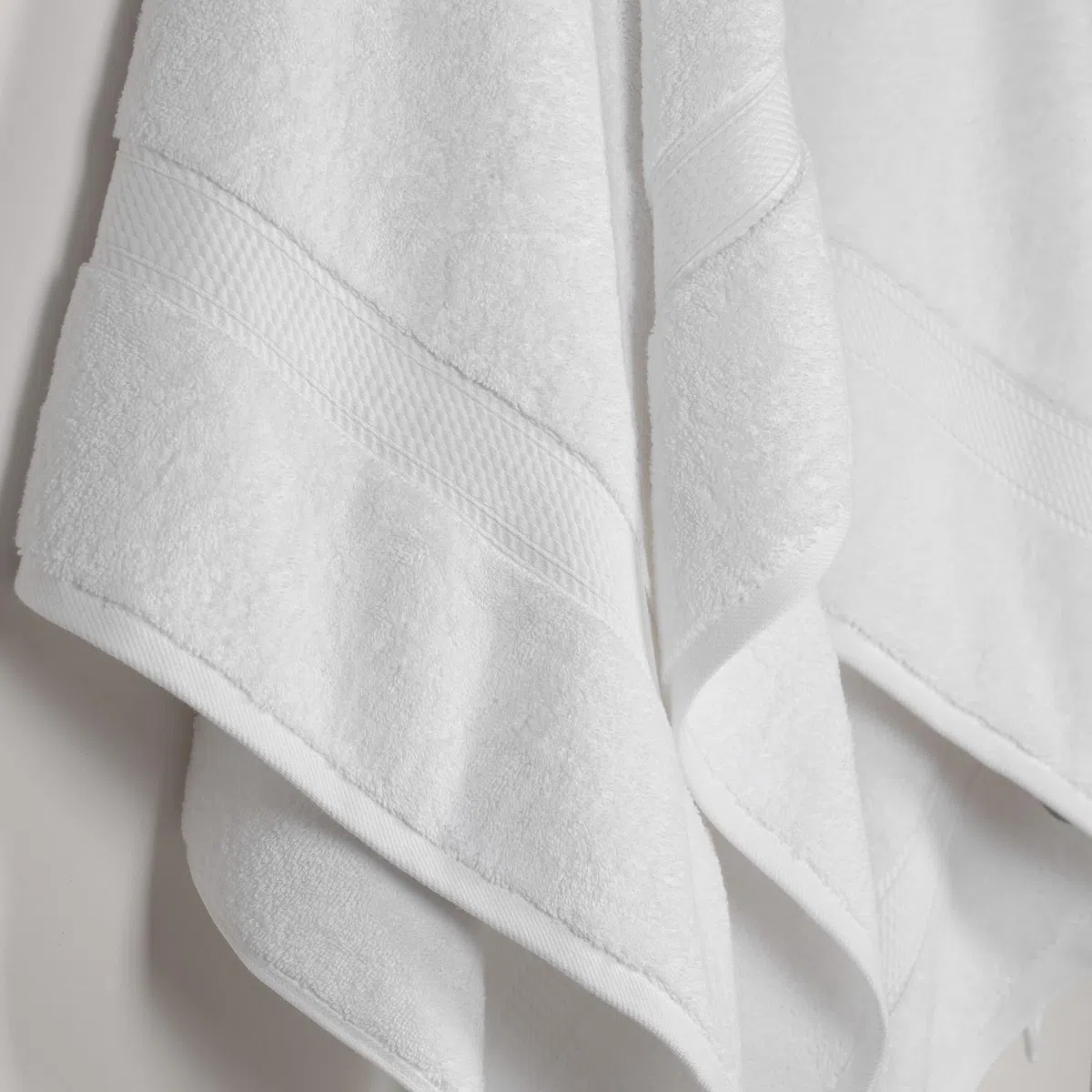 Superior - Juego de Toallas de baño de algodón de 900 g/m2, Color Blanco, 2 Piezas