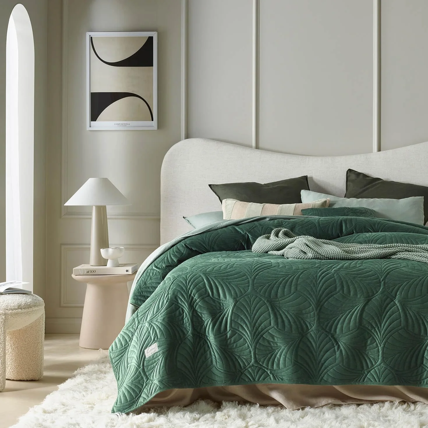 ROOM99 Feel Elegante Colcha en Color Verde Oscuro 240 x 260 cm, versátil, para el salón, o para el sofá, Ideal como Cama o sofá de Terciopelo