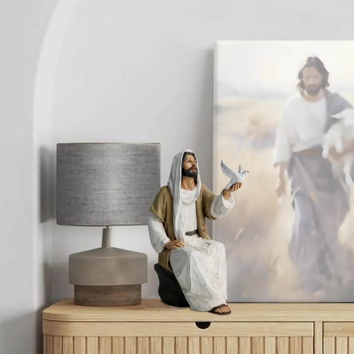 Estatua de Jesucristo con Paloma, Figura Religiosa Pintada a Mano, Estatua de Resina de Jesús sobre Roca de 7 Pulgadas para decoración Cristiana Moderna del hogar