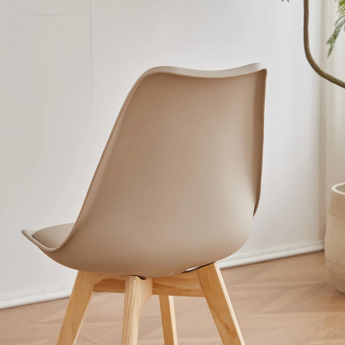 Juego de 4 sillas de Comedor, sillas escandinavas, Patas de Madera Maciza, diseño nórdico ergonómico, Ideal para Comedor, salón, Cocina, Dormitorio (Caqui)