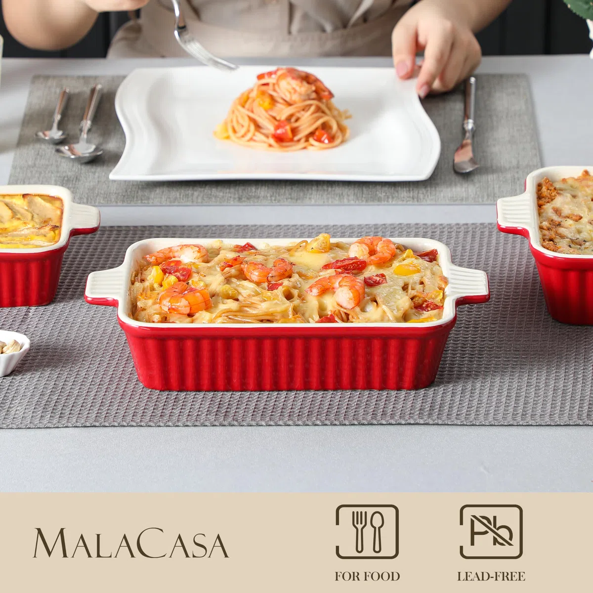 MALACASA Juego de 4 Porcelana Molde Para Pan y Bandeja Para Hornear en 4 Tamaños, Plato Hondo Rojo, Serie BAKE