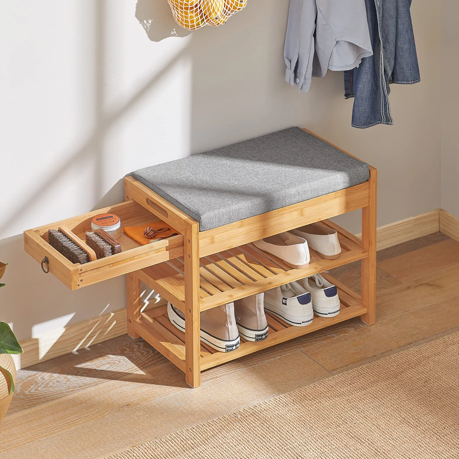 SoBuy Zapatero con Asiento y Cajón - Banco Zapatero Entrada Recibidor con Estantes de Almacenaje - Banco Madera Compacto para Dormitorio o Pasillo - 50x30x46 cm, Soporta 150 kg, Modelo FSR49-N