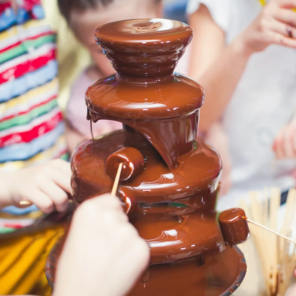 Fuente de Chocolate de Acero Inoxidable 4 Niveles, Fondue Eléctrica para Fiestas y Bodas, 170 W, 37 x 22 x 43 cm, Ideal para Celebraciones y Eventos Sociales