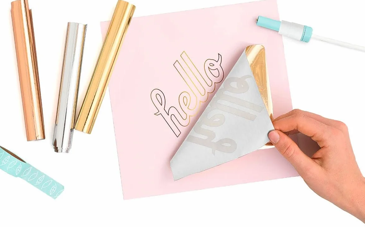 We R Memory Keepers Kit de Inicio Foil Quill, El Set Incluye más de 12 Artículos, CREA Diseños Brillantes para la Fabricación de Tarjetas, Scrapbooking, Journaling y más, Multicolor, tamaño único