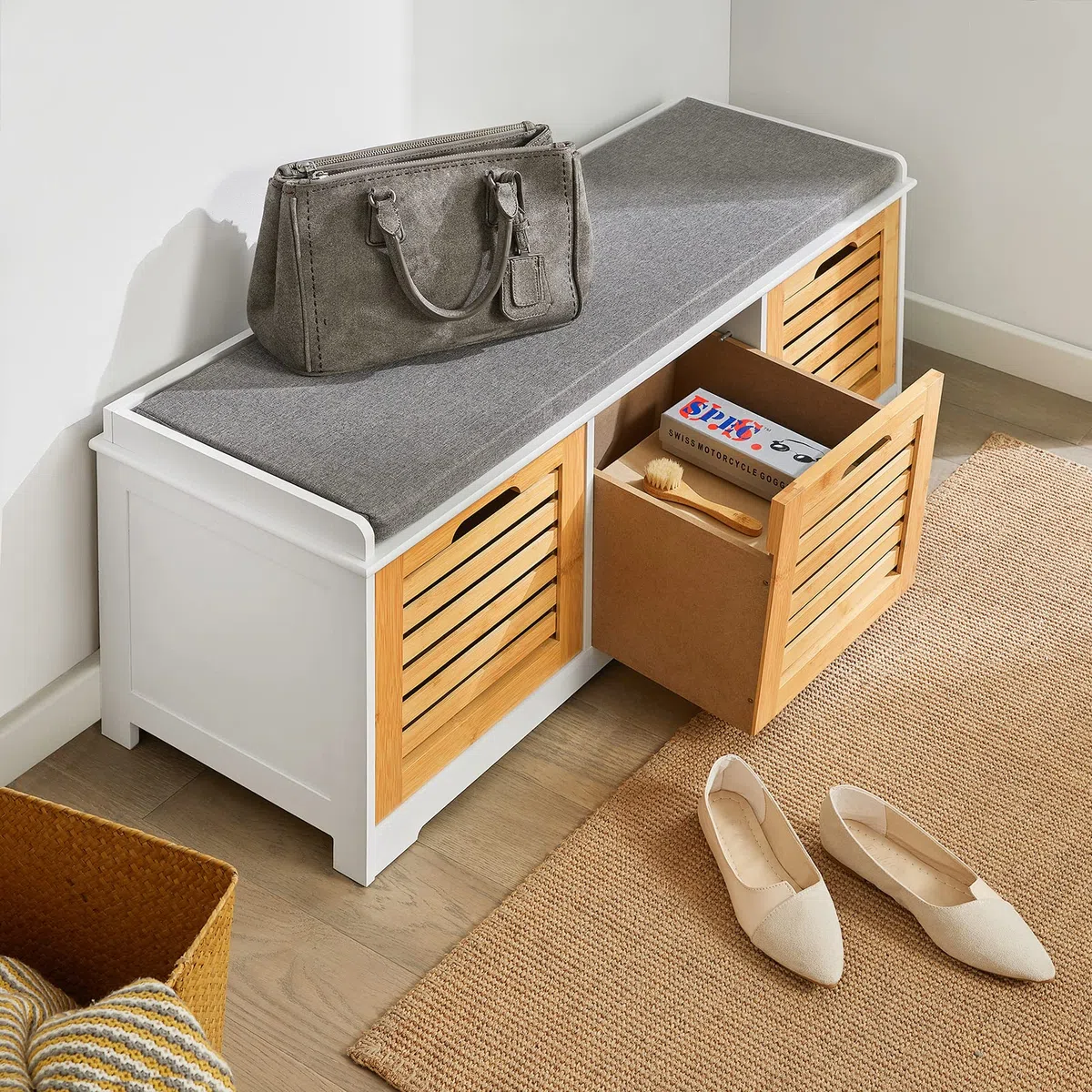 SoBuy Banco Zapatero con Asiento, Banco Almacenaje con 3 Cubos y Cojín Acolchado – Banco Entrada Recibidor Natural y Blanco, 105 x 35 x 43 cm, Soporta 150kg – FSR23-WN