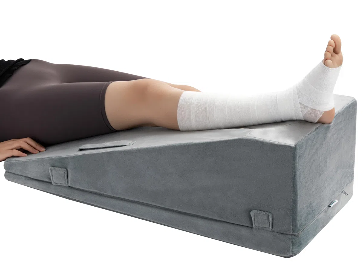 Almohada de Elevación de Piernas, Cojín de Cuña de Espuma Premium Ajustable, Alivia el Dolor Articular Postoperatorio, Curva Ergonómica para Mejorar la Circulación Sanguínea