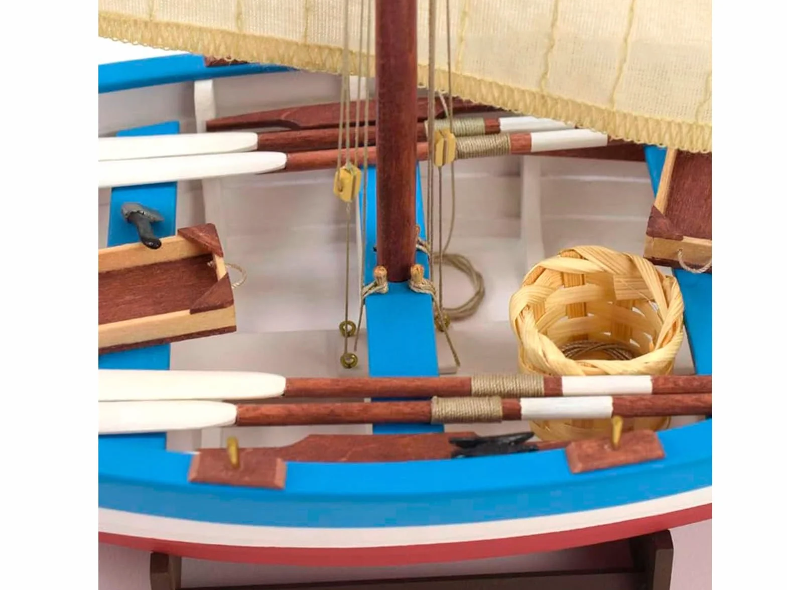 Artesanía Latina - Maqueta de Barco en Madera - Barco de Pesca La Provençale - Modelo 19017-N, Escala 1:20 - Maquetas para Montar - Nivel Principiante