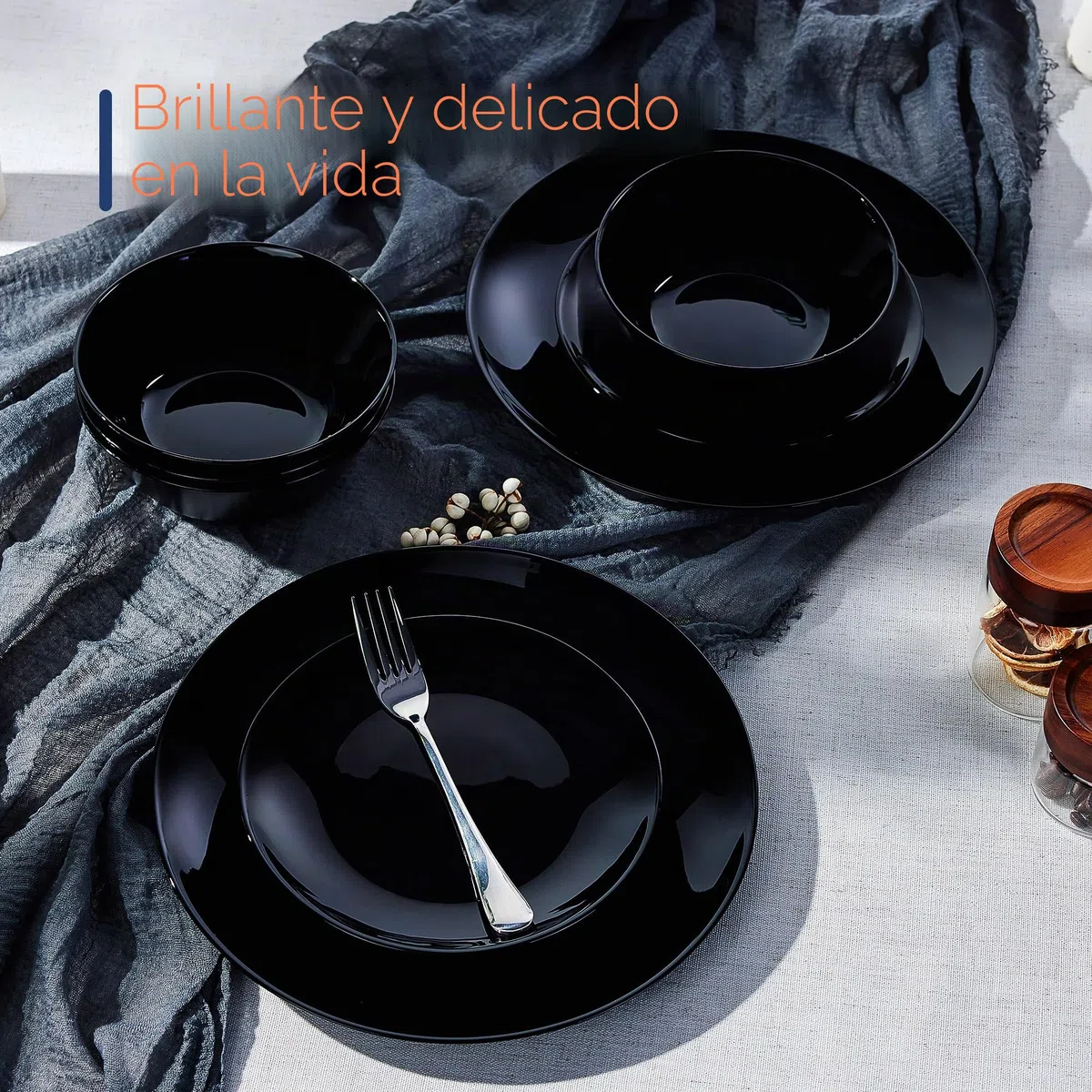 LaGlint Juego de Vajilla 18 Piezas Negro, Vidrio Opalino Vajilla para 6 Personas con 6 Platos Llanos, 6 Platos de Postre y 6 Cuencos de Cereales, Aptos para Lavavajillas y Microondas