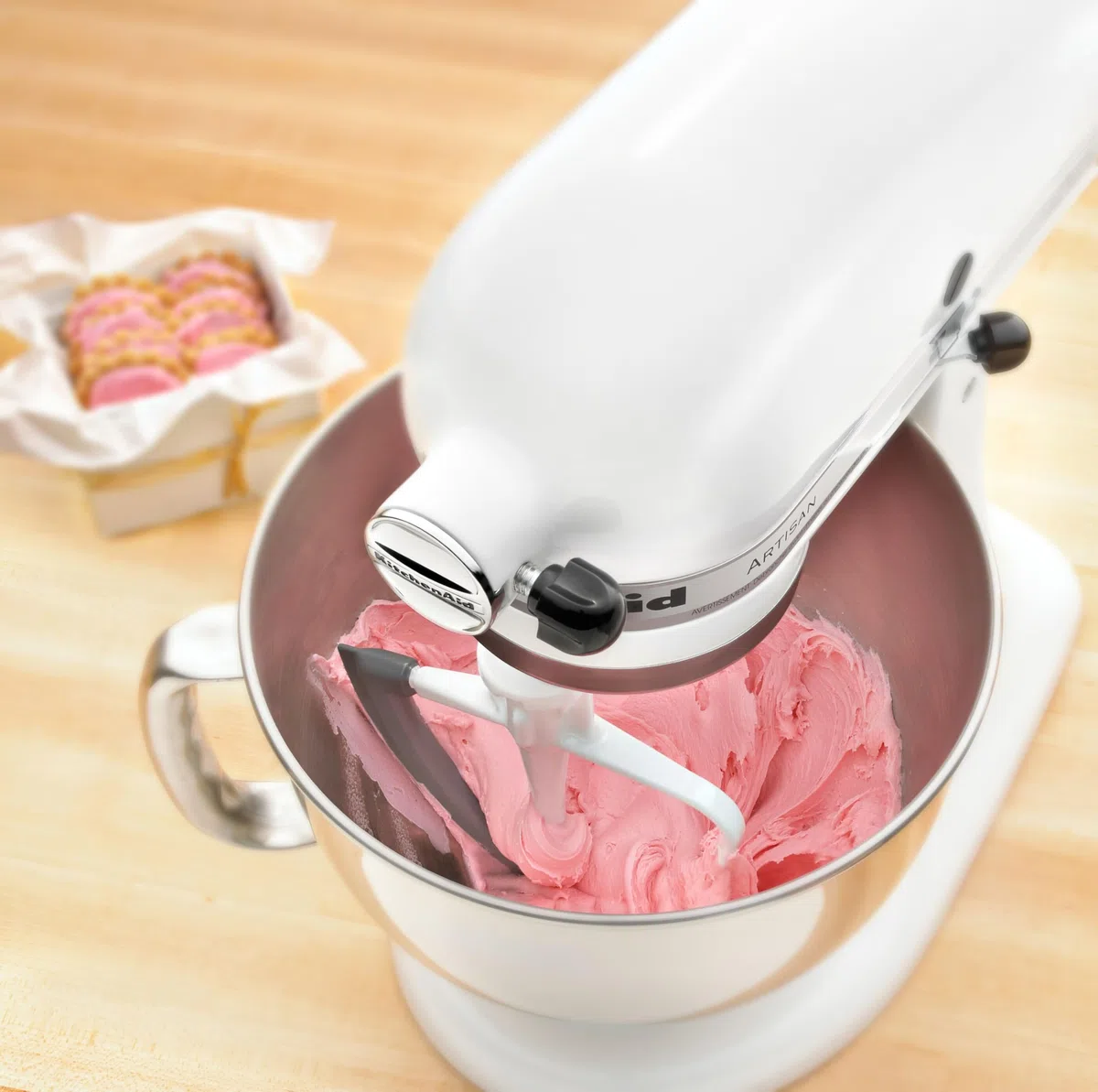 KitchenAid Pala Flexible para Robots de Cabeza Basculante 4.3L y 4.7L, Metal Recubierto con Borde de Silicona Flexible, Accesorio Rascador