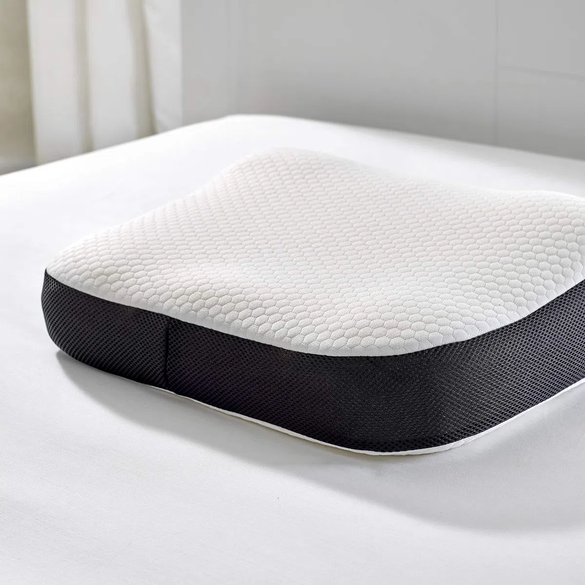PIKOLIN Home Almohada Viscoelástica Antirronquidos, Transpirable, Doble Funda, Posiciona Cuello y Cabeza para Respirar Bien, Firmeza Alta, para Dormir de Lado