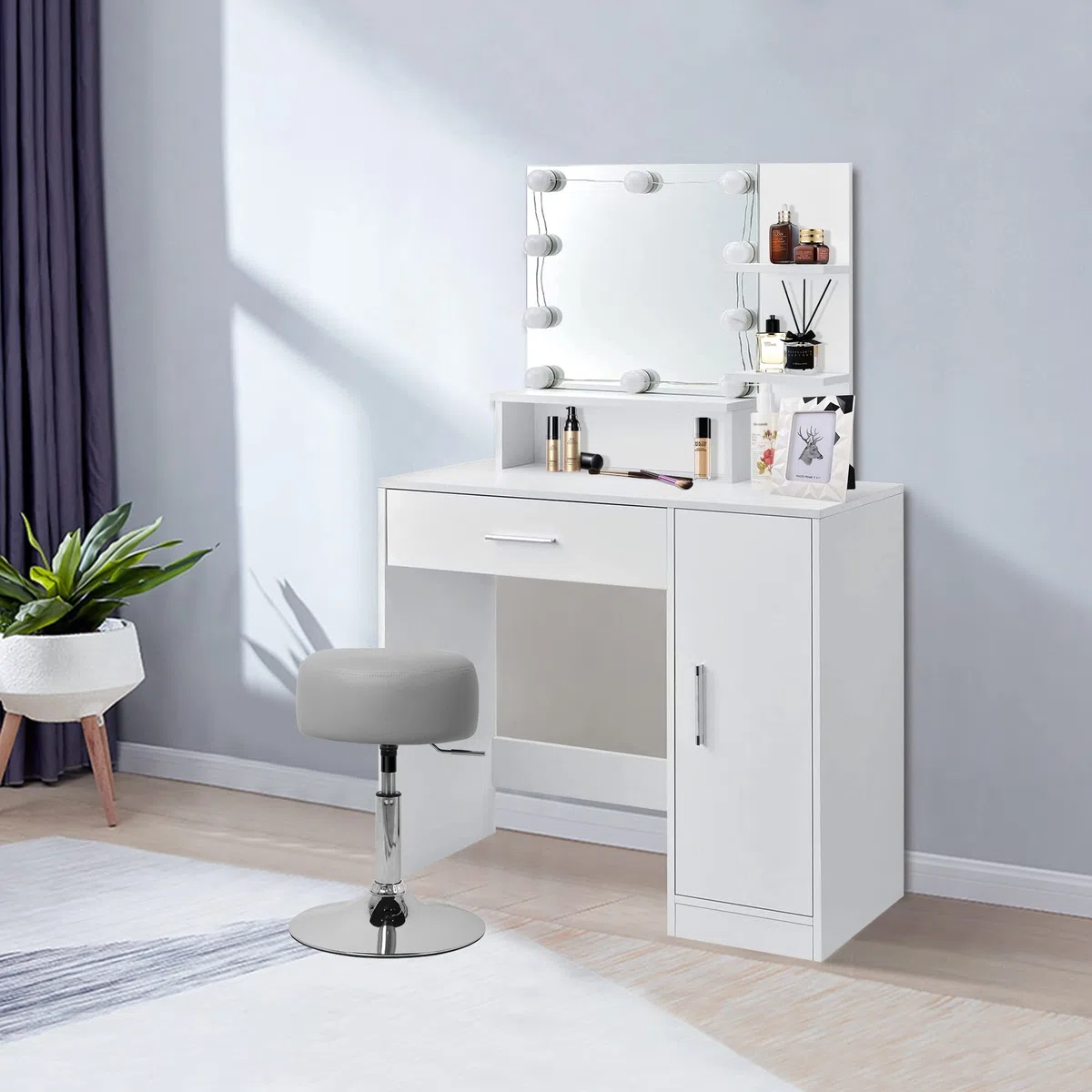 ML-Design Taburete de Maquillaje Acero Cromado Gris Claro Asiento Redondo Ø 33cm Tocador Silla Giratoria Regulable en Altura 52-65cm Mueble Make Up Tapizado Ergonómico con Funda de Imitación Polipiel