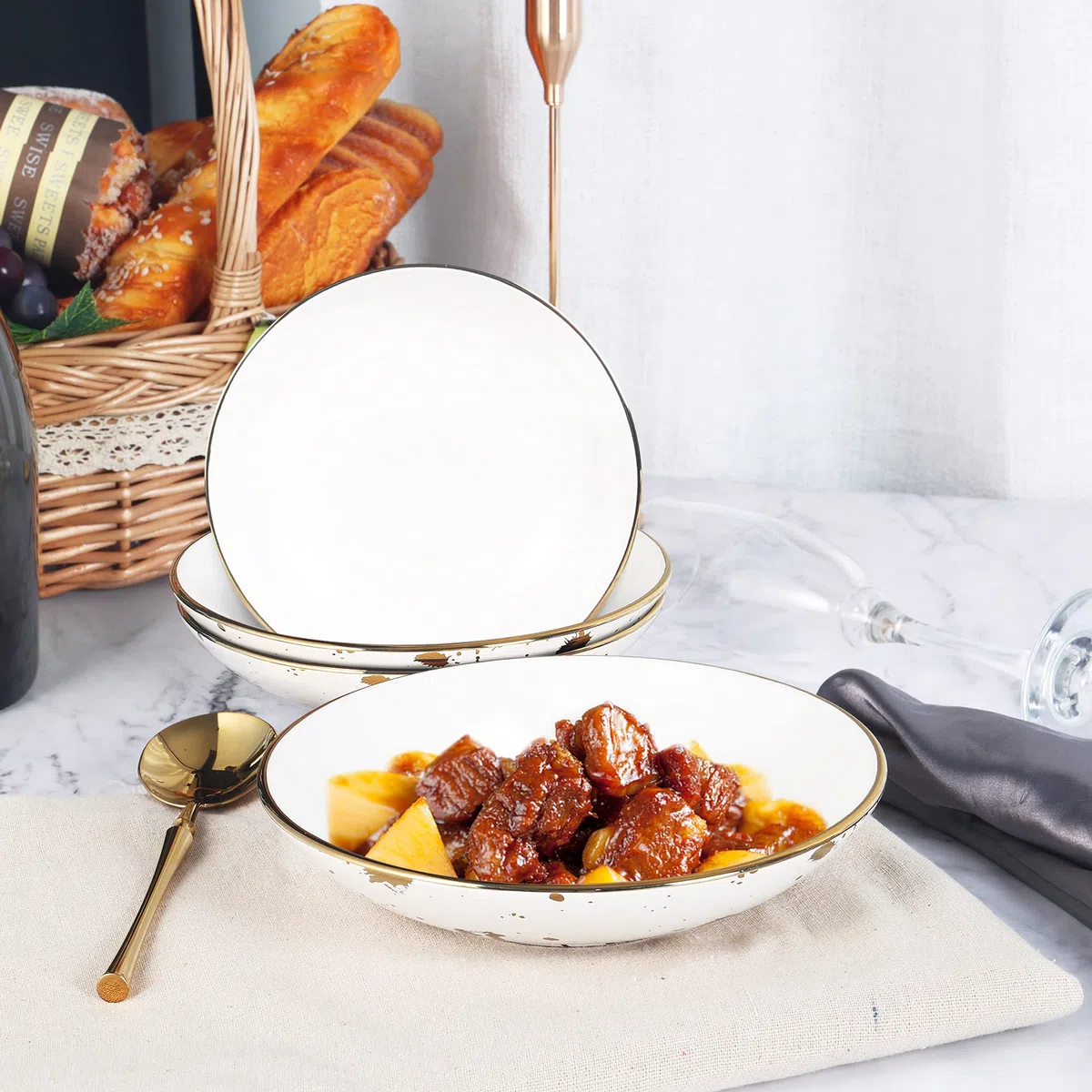 fanquare Juego de 4 Cuencos de Pasta de Porcelana de Mármol, Cuenco de Ensalada de 500 ml con Ribete Dorado, Apto para Lavavajillas y Microondas