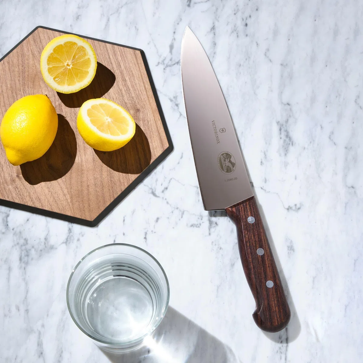 Victorinox Wood, Cuchillo para trinchar, Cuchillo de cocina, Filo recto, Hoja extra afilada, Acero inoxidable, Mango de madera