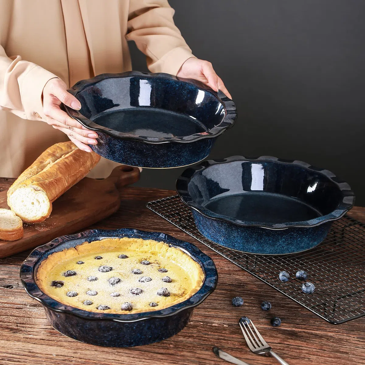 vicrays Molde de cerámica para hornear – Plato de pastel de 9 pulgadas, redondo, estriado y profundo para tartas, pizzas, tartas de manzana, quiche, pasteles de olla, pastel – Esmalte reactivo (azul